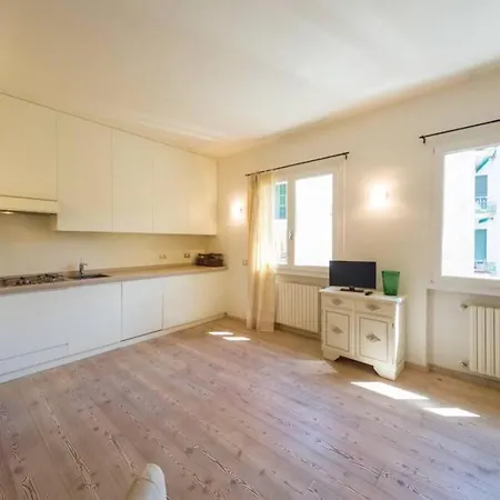 Stylish Flat 400 Mt From The Beach Appartement *